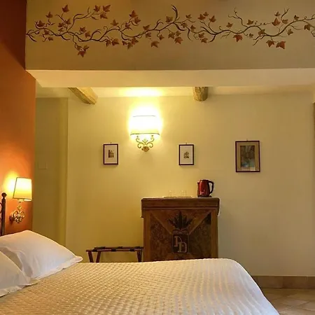 Delle Drapperie 3*