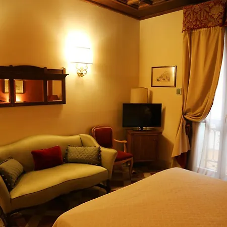 Delle Drapperie 3* Bolonia