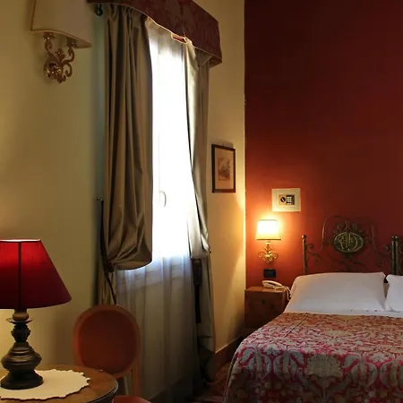 Delle Drapperie Hotel
